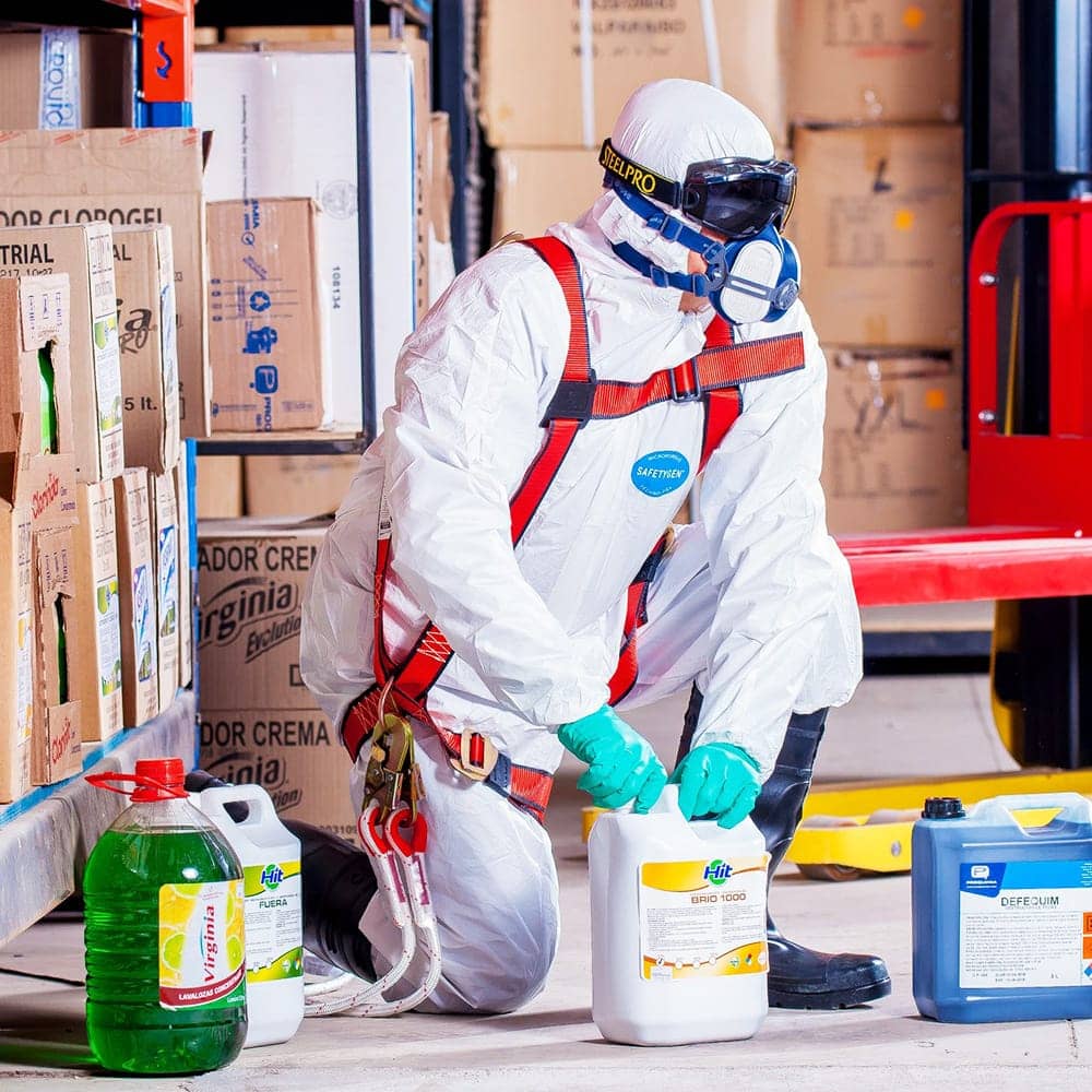 Chemical resistant rubber logo mats